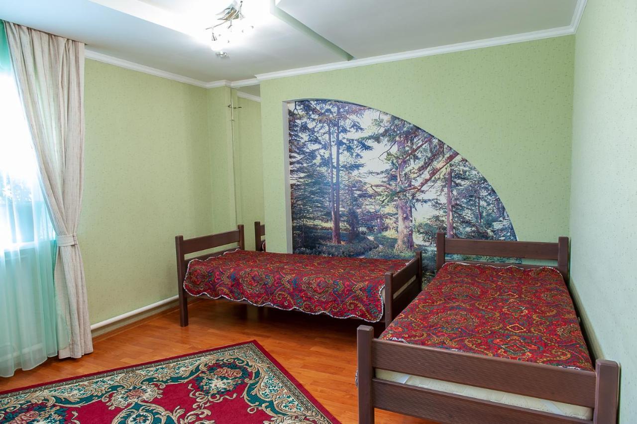 Hostel Astana Buitenkant foto