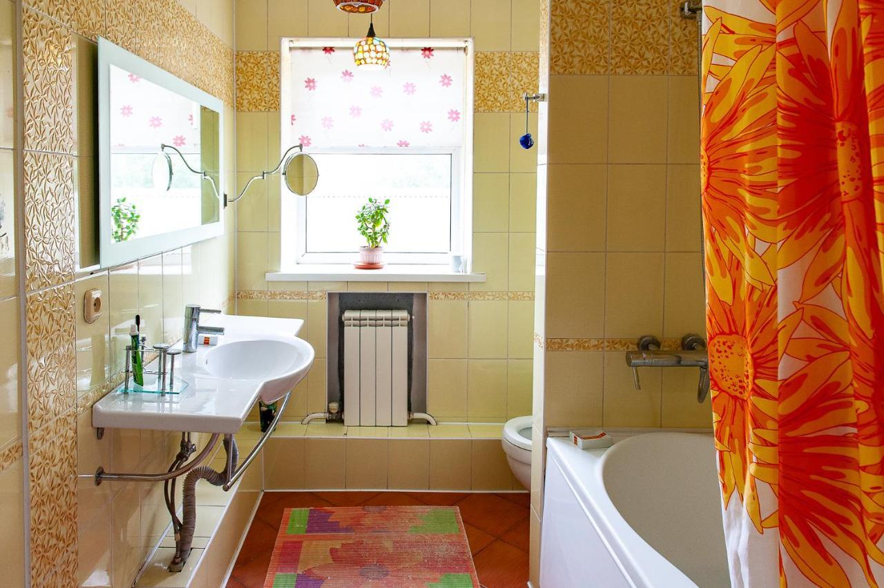Hostel Astana Buitenkant foto